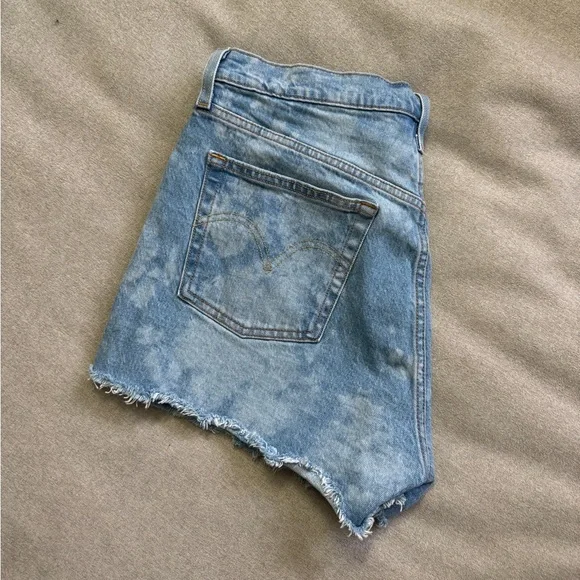Levi 501 Denim Jean Shorts, Women, Size 31 - Picture 4 of 8